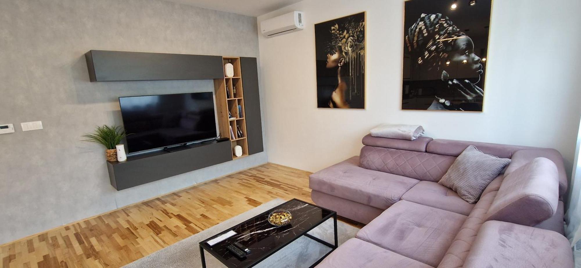 Apartman Plum - Self Check In, Free Parking Осиек Екстериор снимка